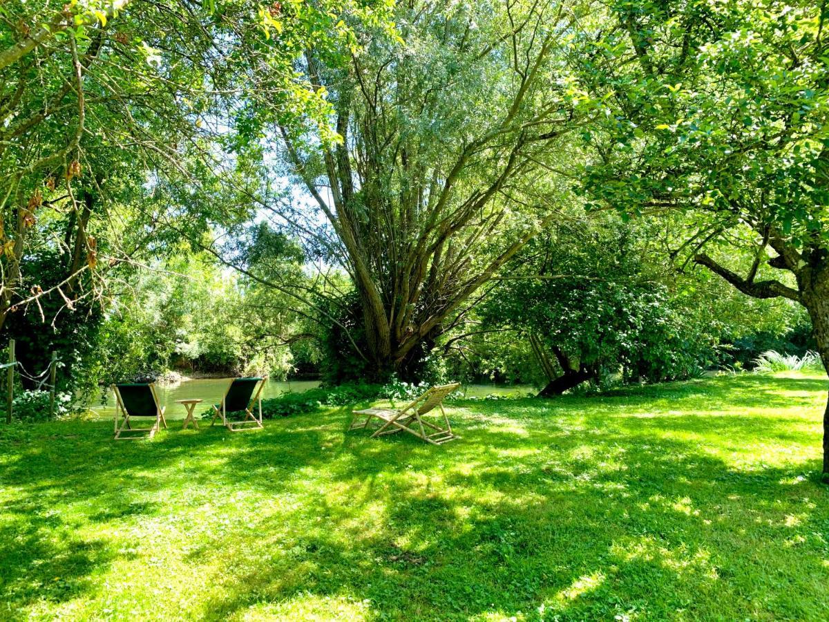 La Pierre Levee Apartment Montigny-sur-Loing Ngoại thất bức ảnh