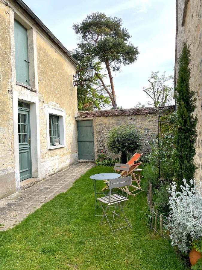 La Pierre Levee Apartment Montigny-sur-Loing Ngoại thất bức ảnh